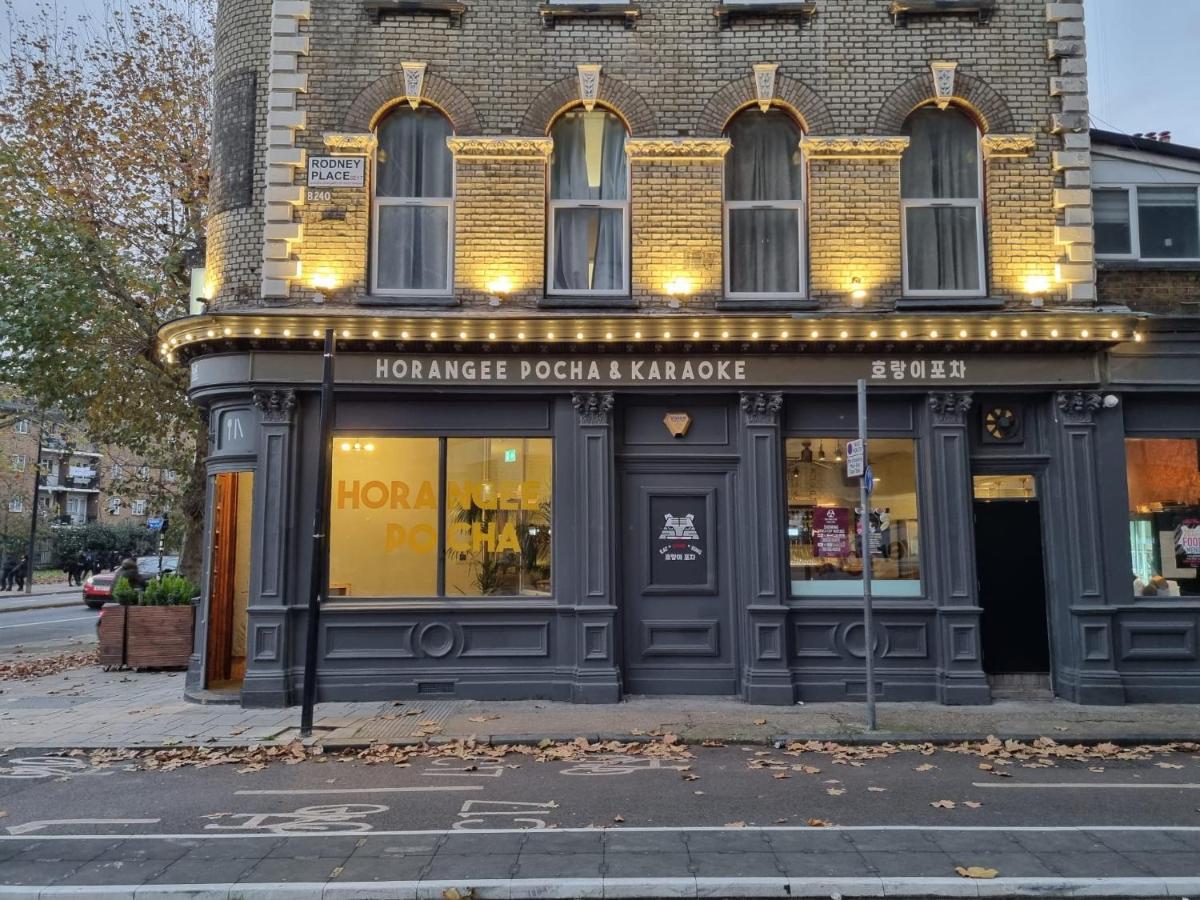 Horangee Pocha Hotell London Exteriör bild
