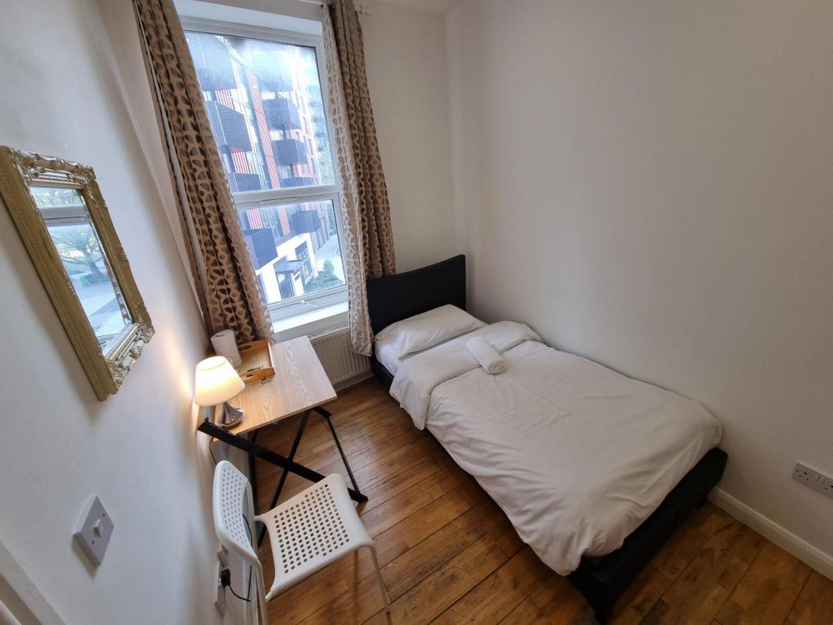 Horangee Pocha Hotell London Exteriör bild